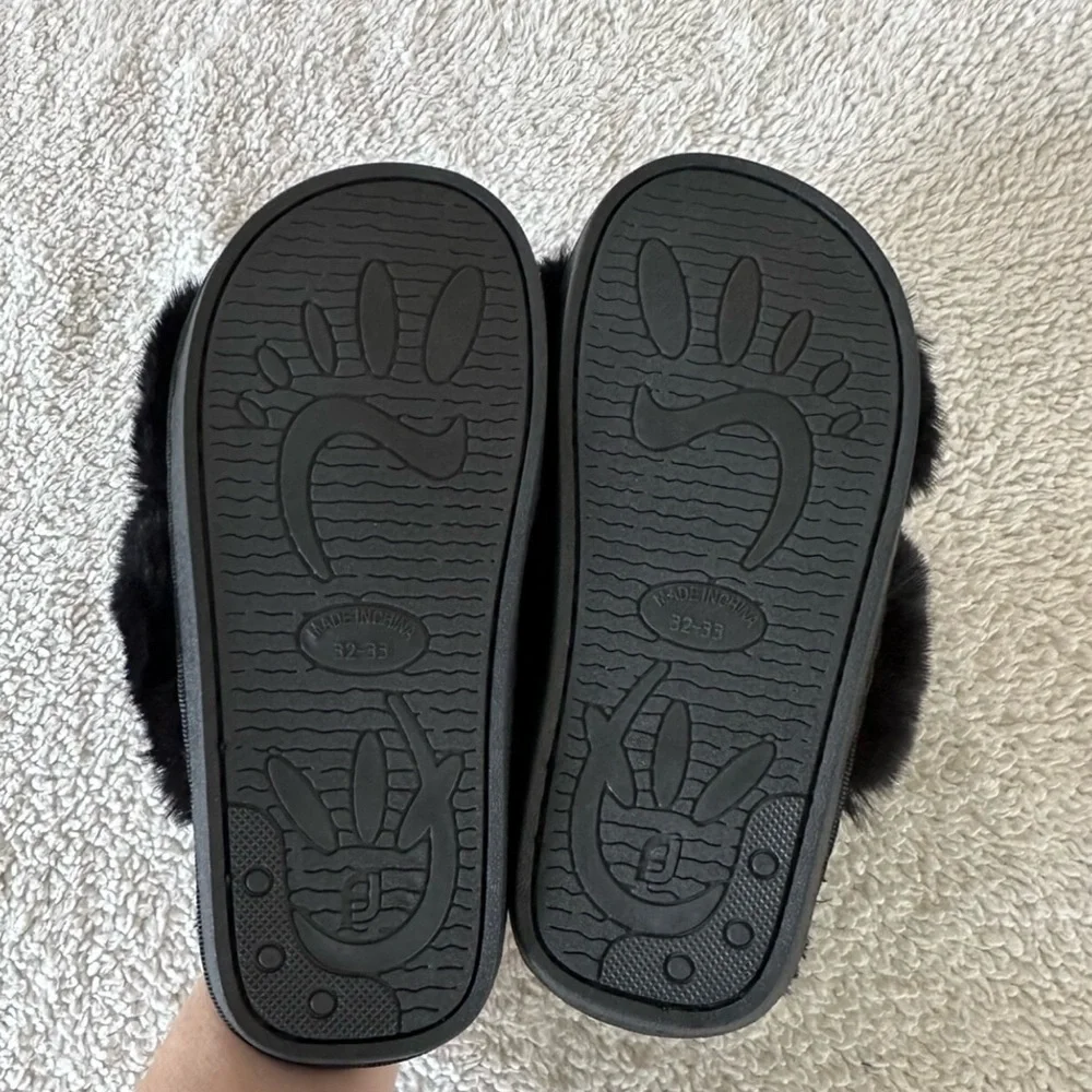 Girls Fuzzy Black Slippers